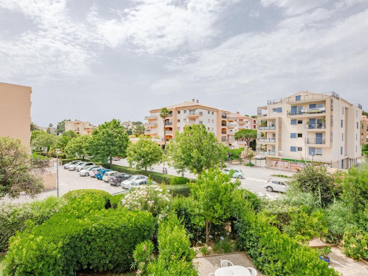 Apartment Les Terres Marines By Interhome Sainte-Maxime Luaran gambar